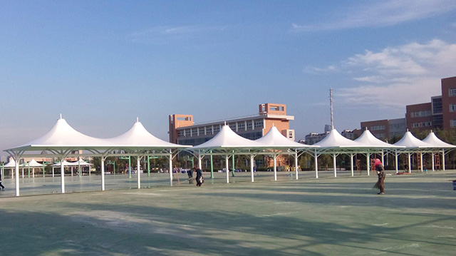 北京張拉膜項目怎么挑選合適的膜材呢？